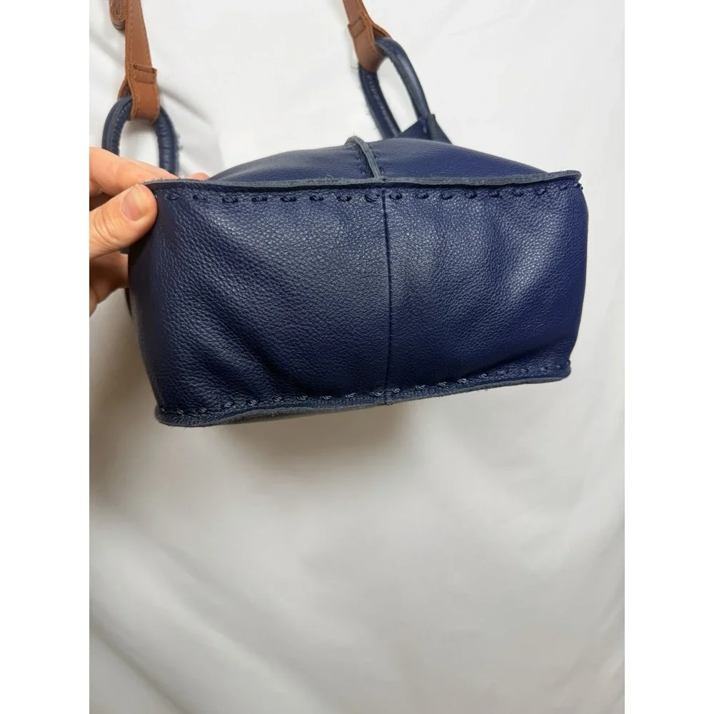 The Sak Los Feliz Leather Bucket Bag Blue Brown Crossbody Shoulder Purse Boho